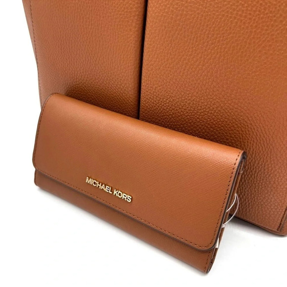 Michael Kors Jet Set Medium Pocket Tote Bag & Large Trifold Wallet Luggage (NWT) - Picture 12 of 14